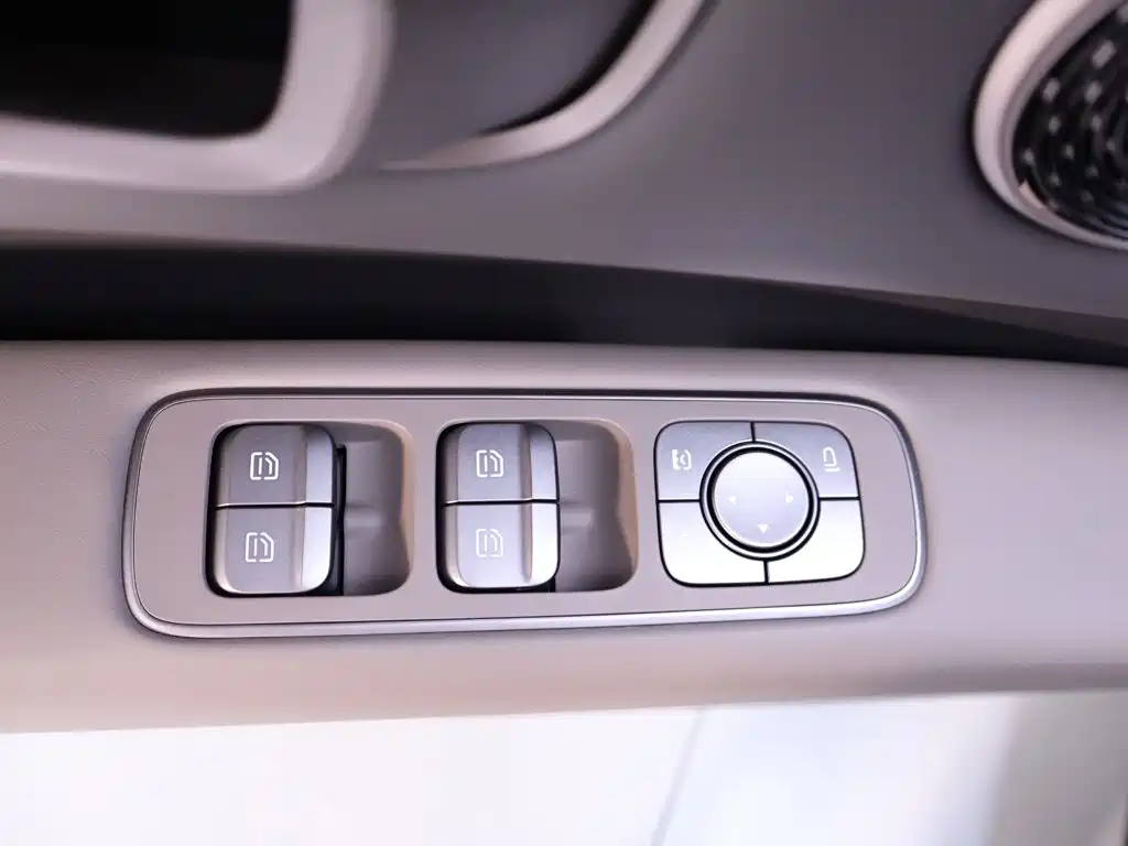 Li Auto Li i6 — миниатюра 17