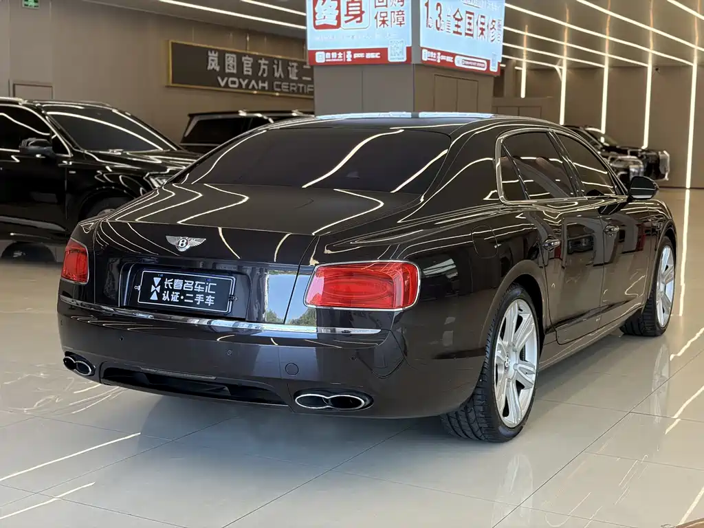 Bentley Flying Spur — миниатюра 4