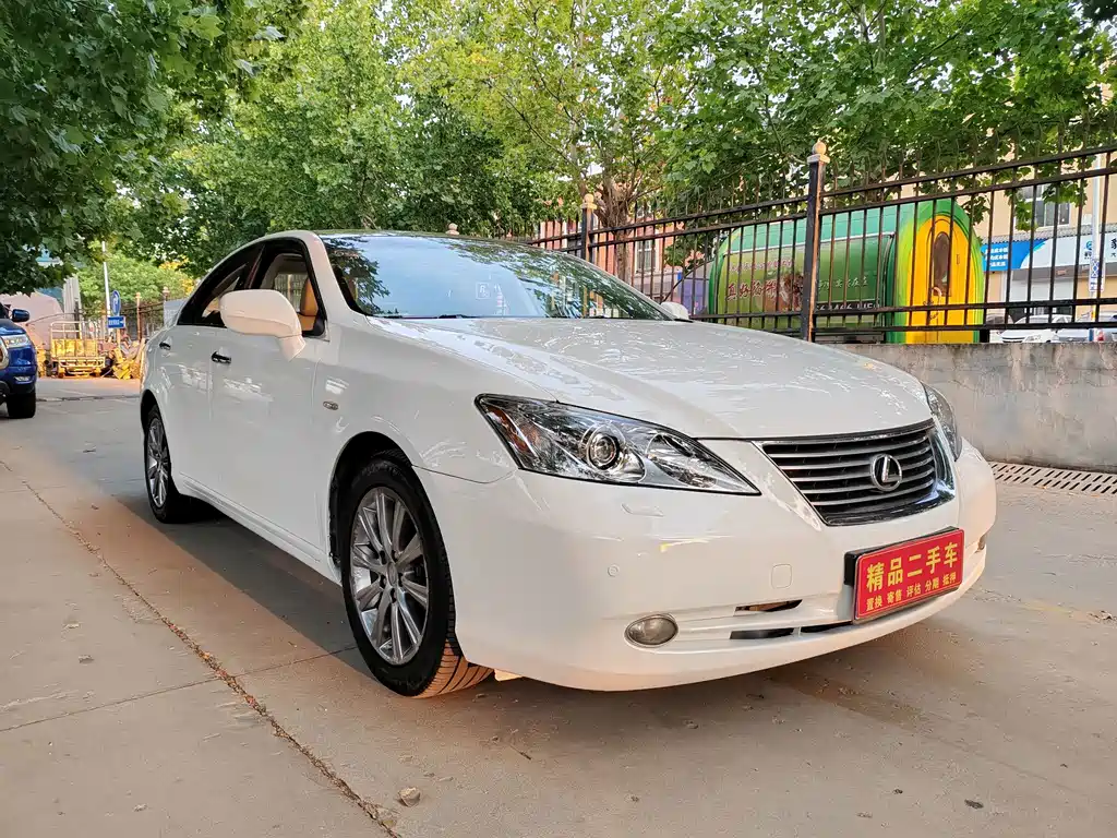 Lexus ES — миниатюра 3