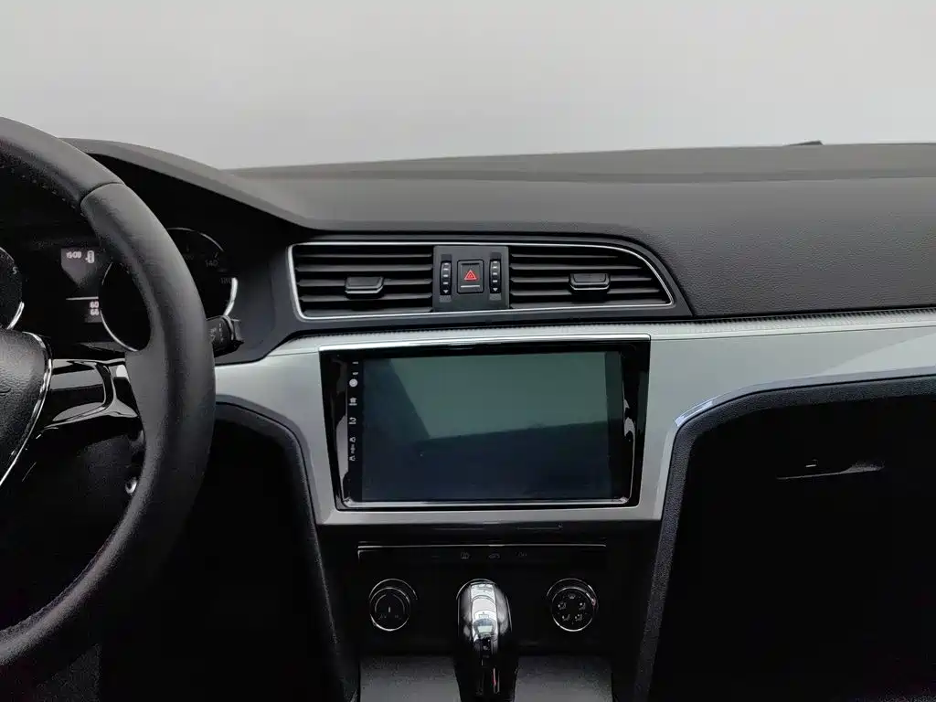 Volkswagen Lamando — миниатюра 12