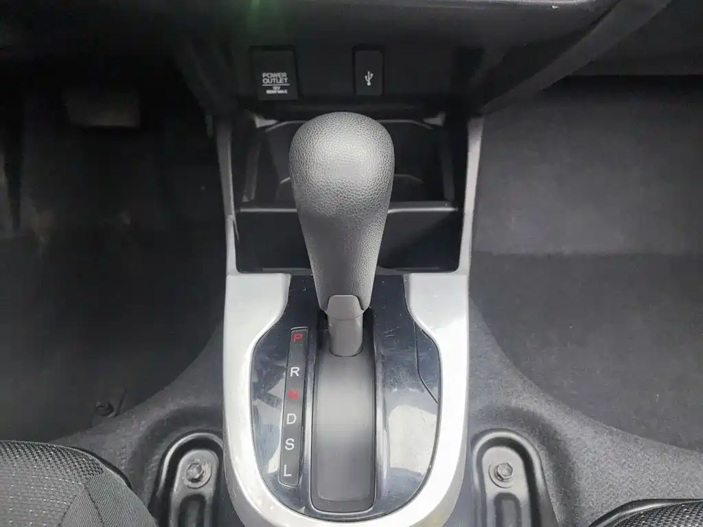 Honda Fit — миниатюра 13