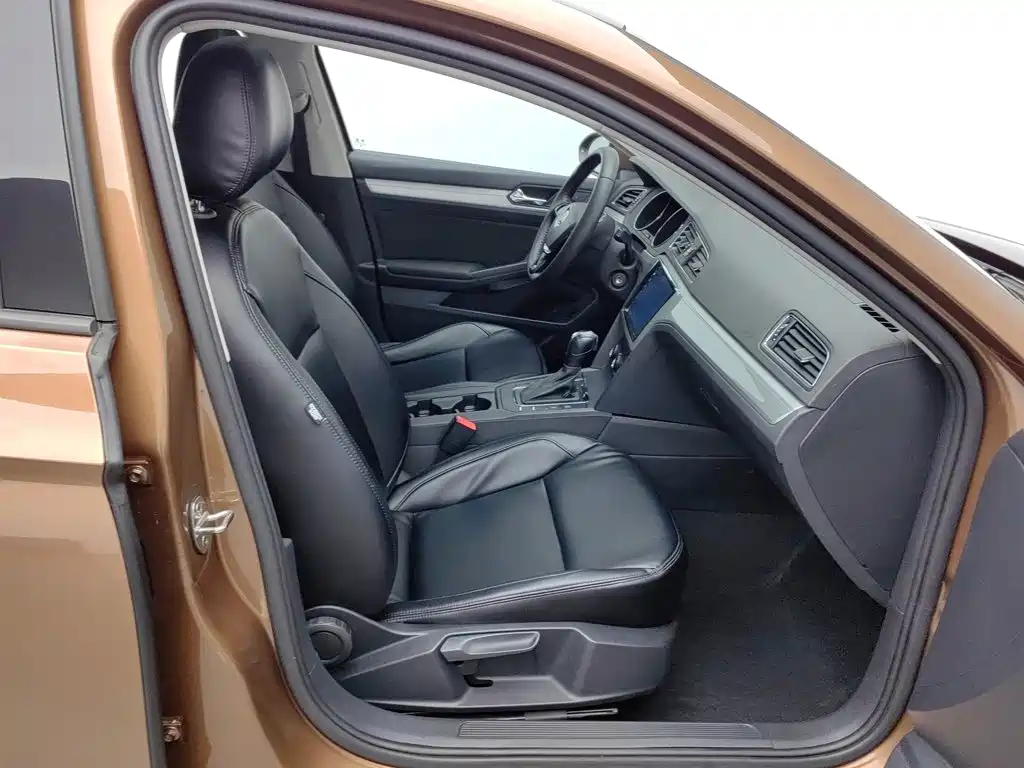 Volkswagen Lamando — миниатюра 23
