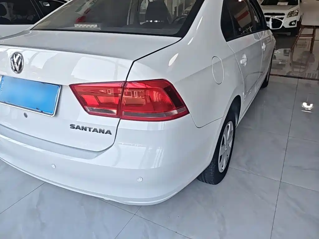 Volkswagen Santana — миниатюра 8
