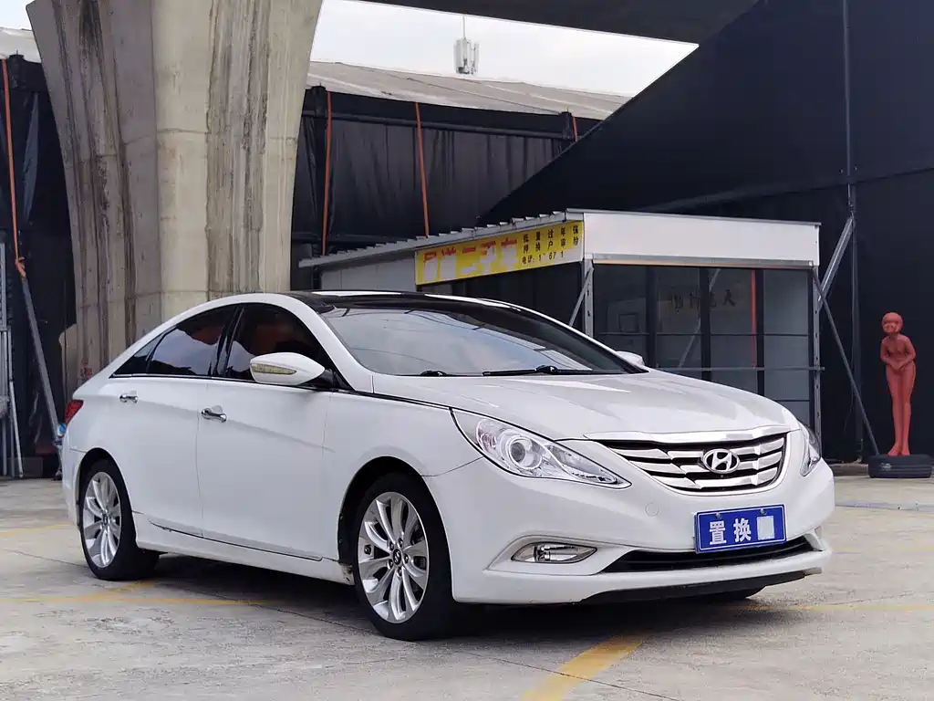 Hyundai Sonata — миниатюра 3