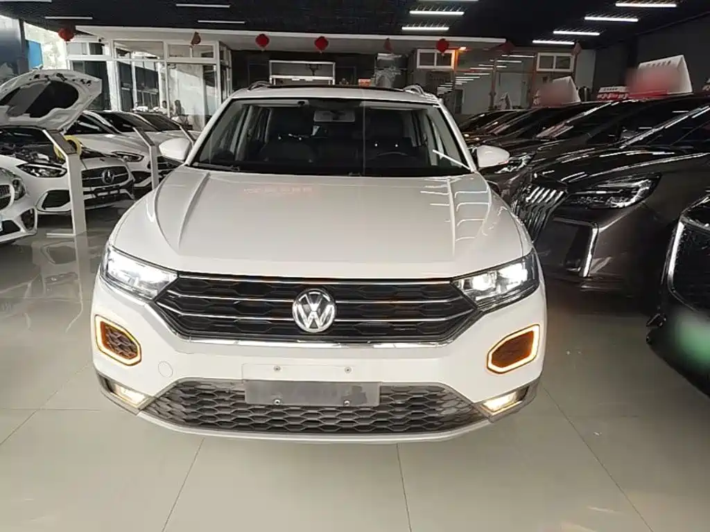 Volkswagen T-Roc — миниатюра 3
