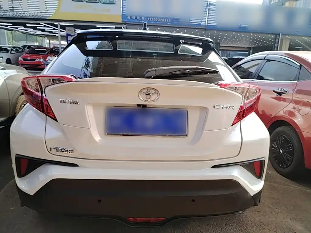 Toyota C-HR — миниатюра 6