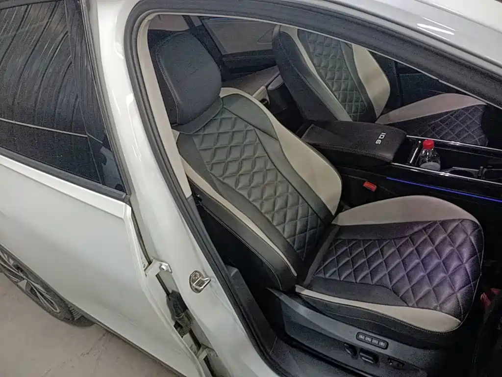 Volkswagen ID.6 Crozz — миниатюра 25