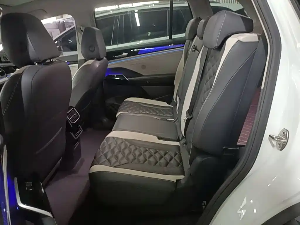 Volkswagen ID.6 Crozz — миниатюра 17