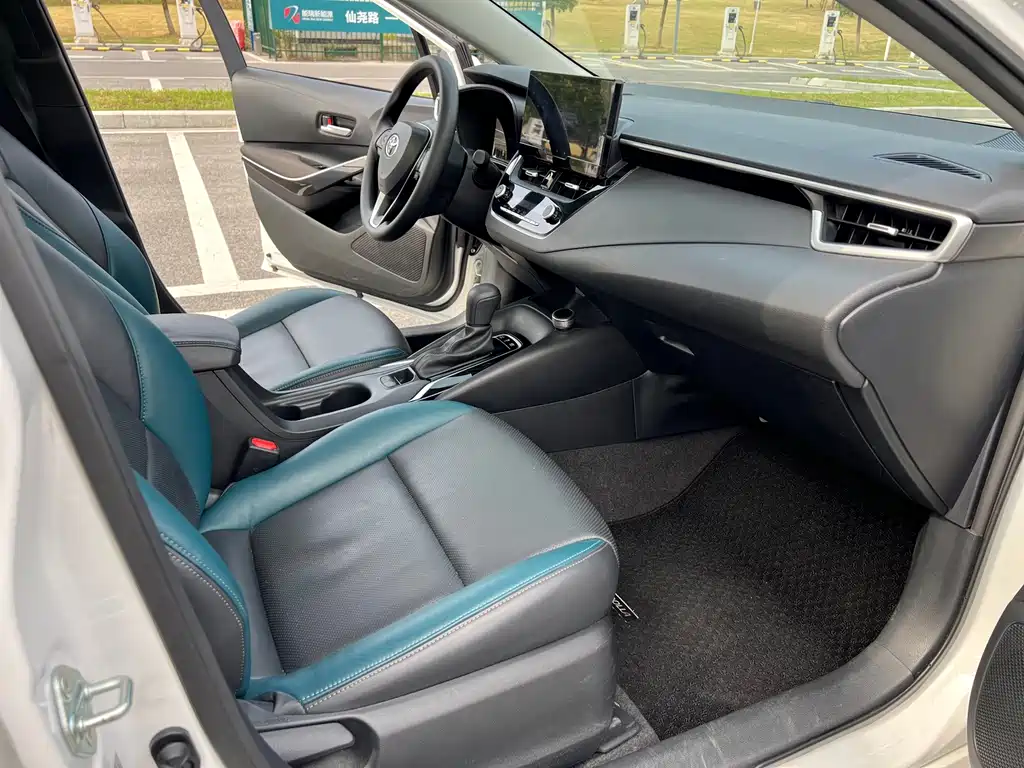 Toyota Corolla — миниатюра 12