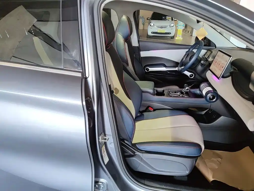 BYD Yuan Plus — миниатюра 25