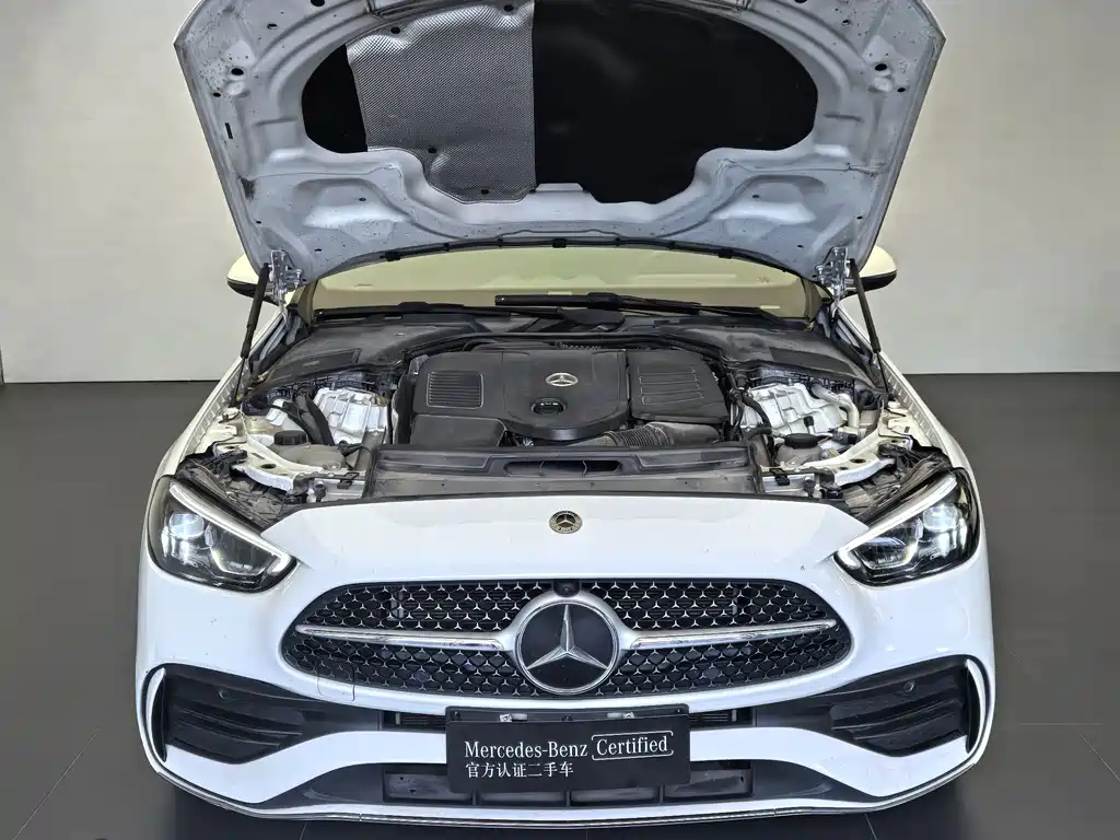 Mercedes-Benz C-Class — миниатюра 10