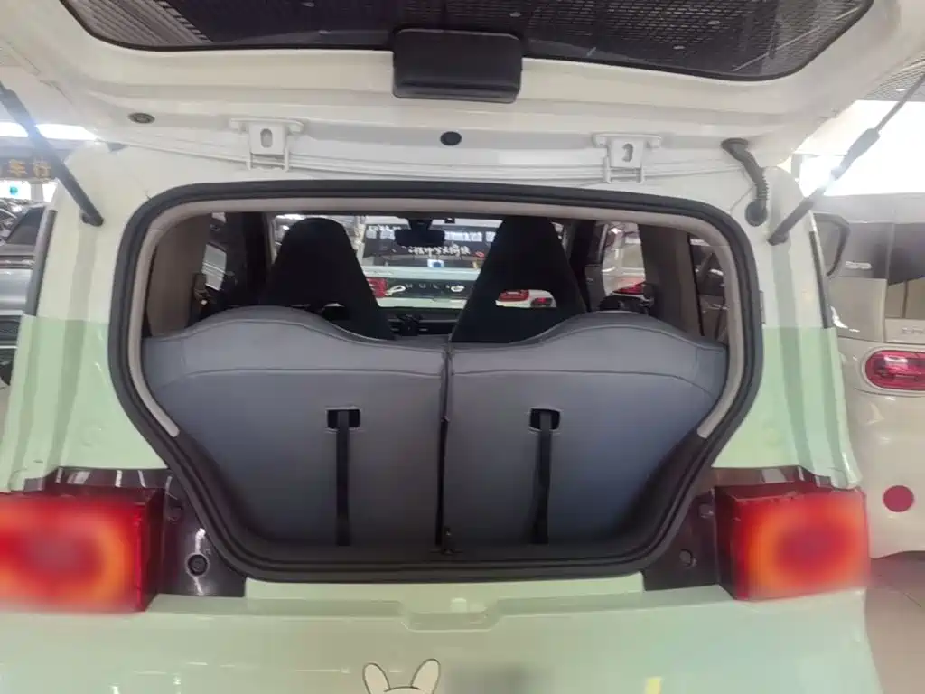 Wuling MINIEV — миниатюра 19