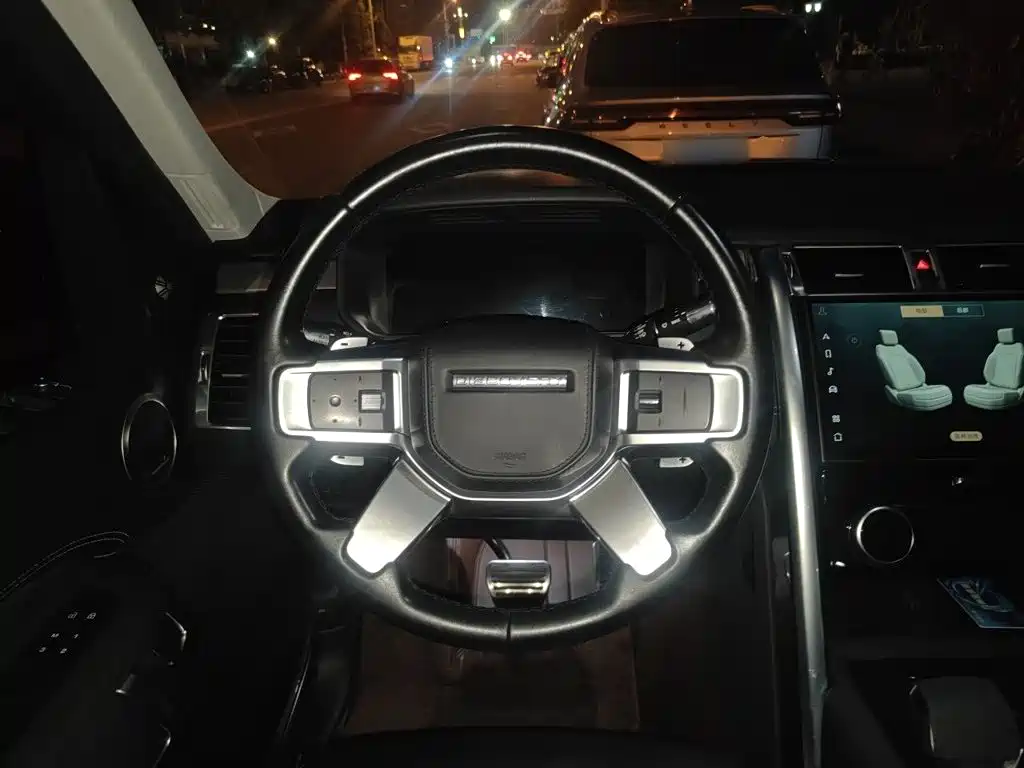 Land Rover Discovery — миниатюра 6