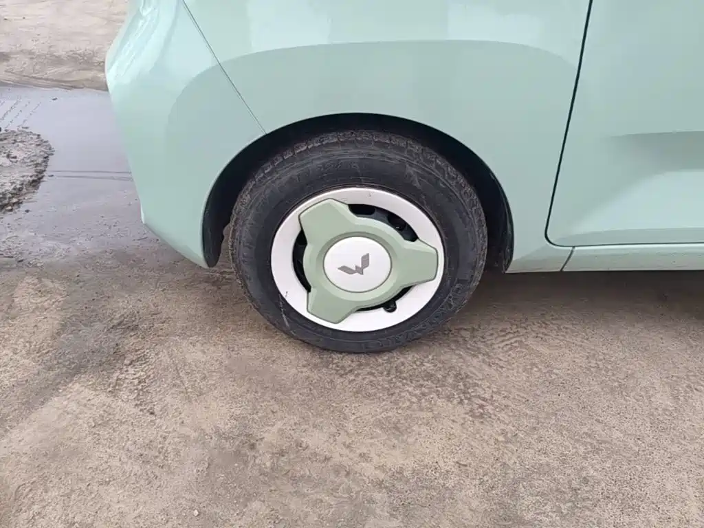 Wuling MINIEV — миниатюра 23