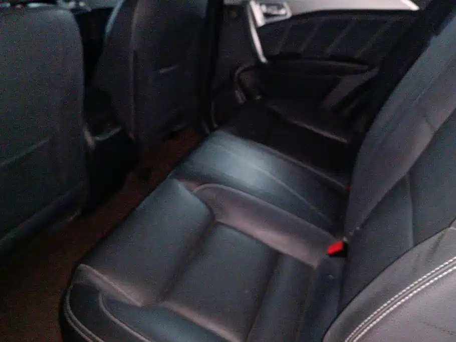 Geely Vision X6 — миниатюра 11