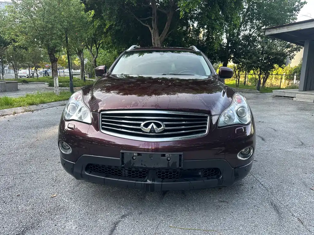 Infiniti QX50 (Import) — миниатюра 3