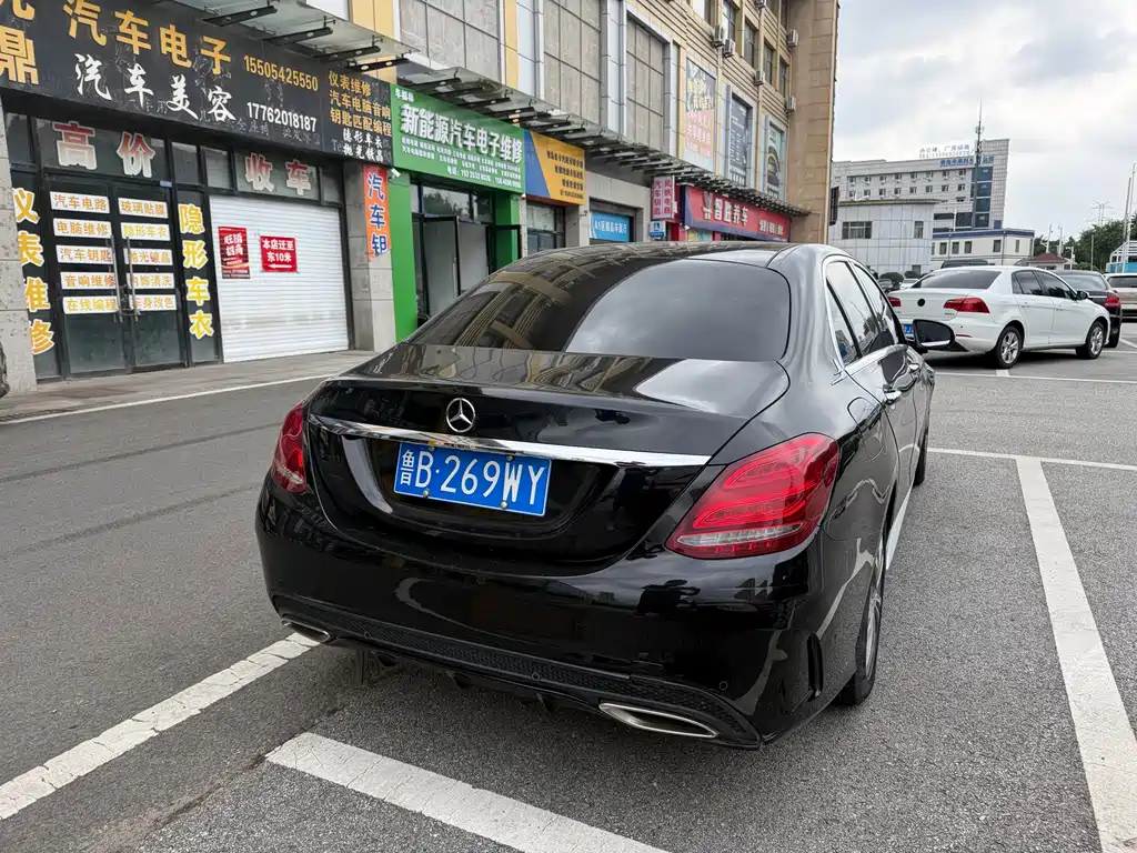 Mercedes-Benz C-Class — миниатюра 4