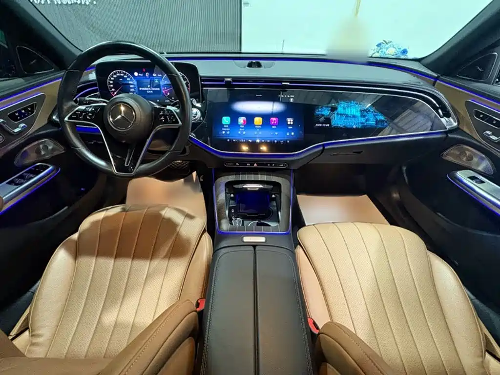 Mercedes-Benz E-Class — миниатюра 8