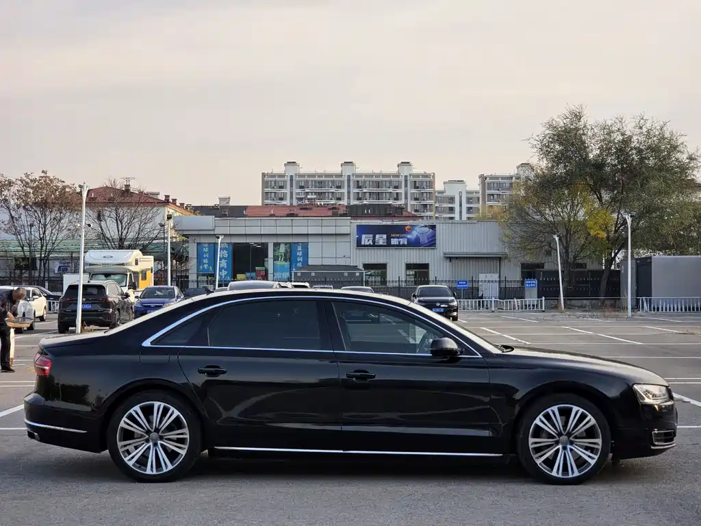 Audi A8 — миниатюра 9