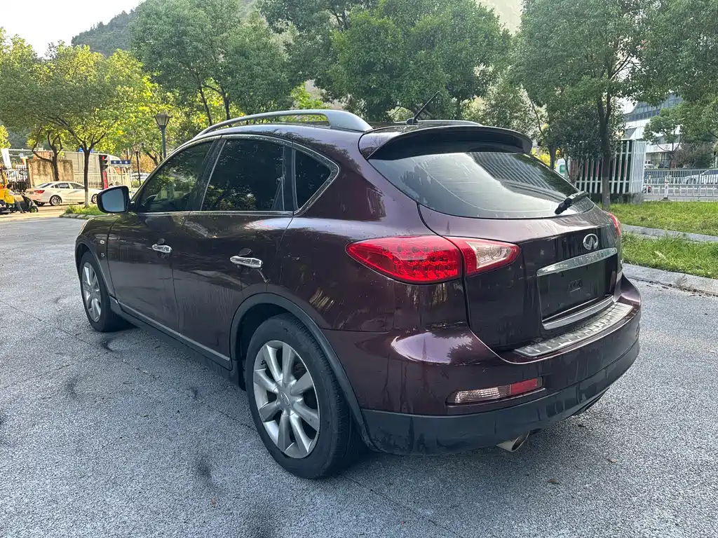 Infiniti QX50 (Import) — миниатюра 5