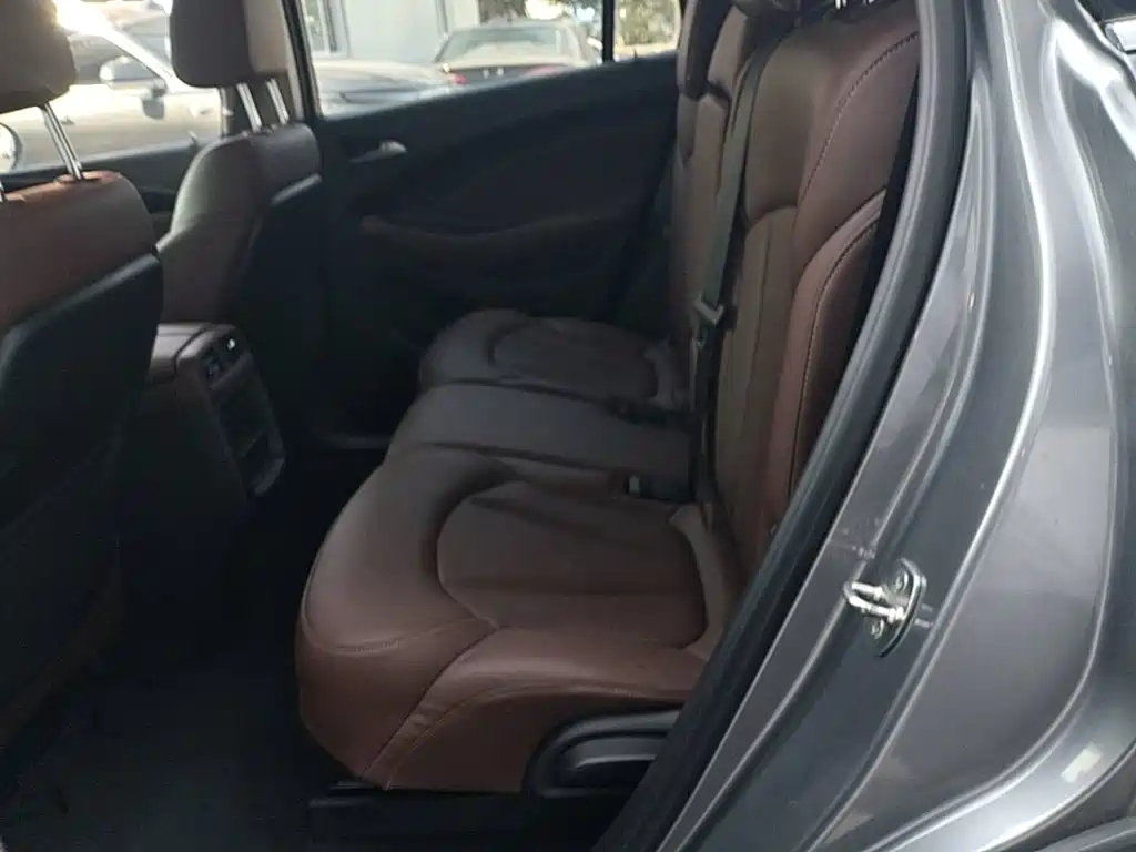 Buick Envision Plus — миниатюра 17