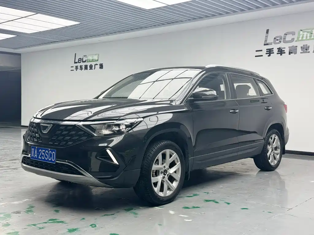 Купить Jetta VS7