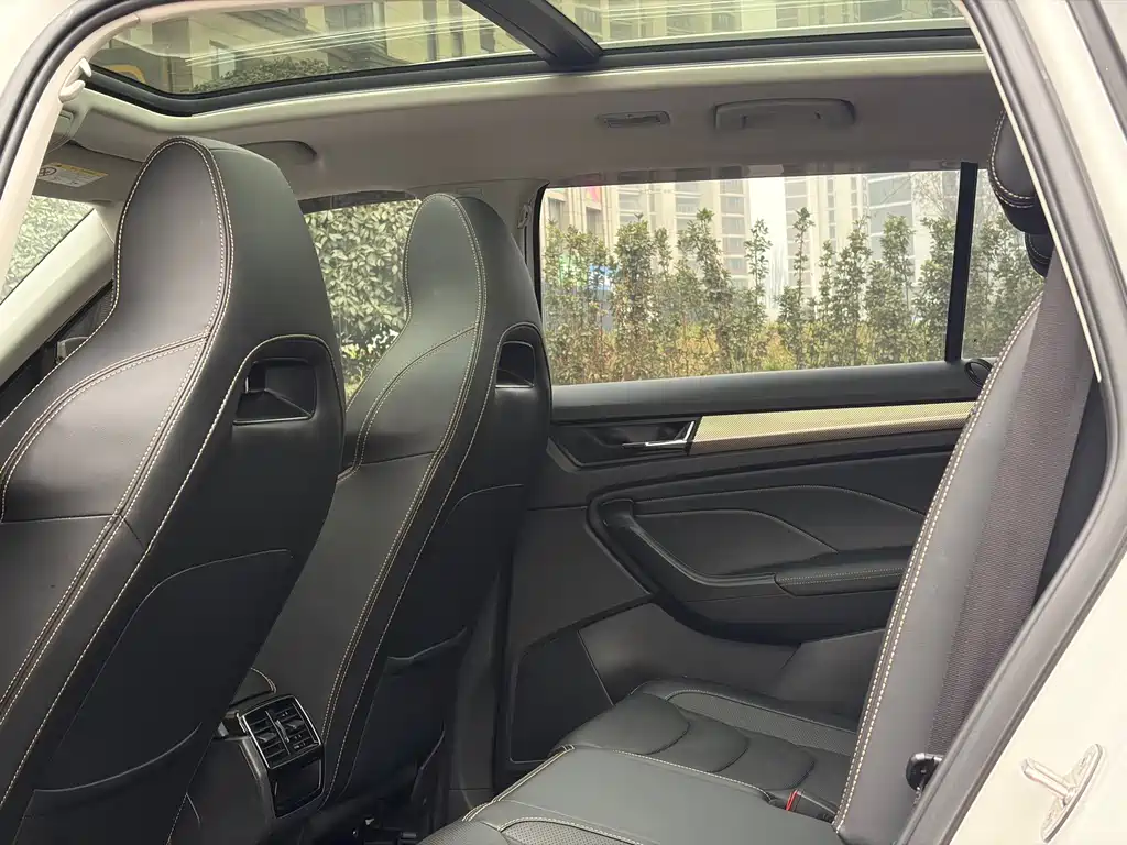 Skoda Kodiaq — миниатюра 6