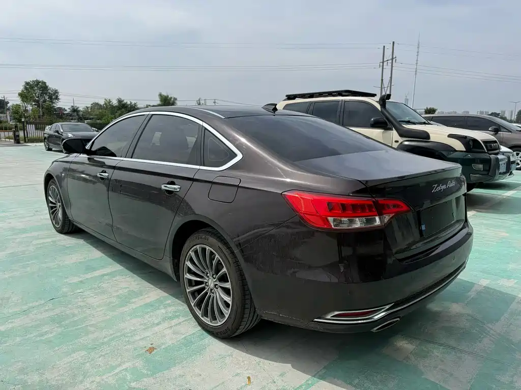 Zotye Zotye Z700 — миниатюра 7