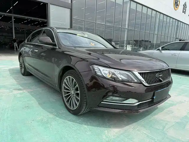 Zotye Z700