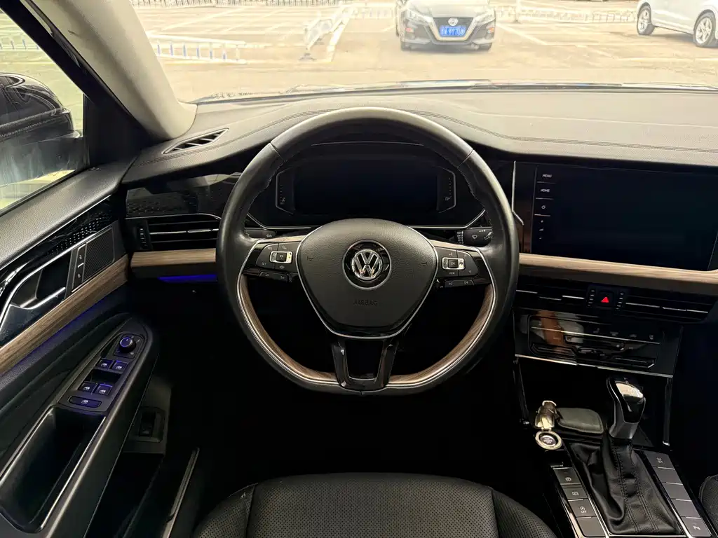 Volkswagen Passat — миниатюра 8