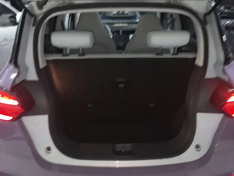 Leapmotor Leapmotor T03 — миниатюра 4