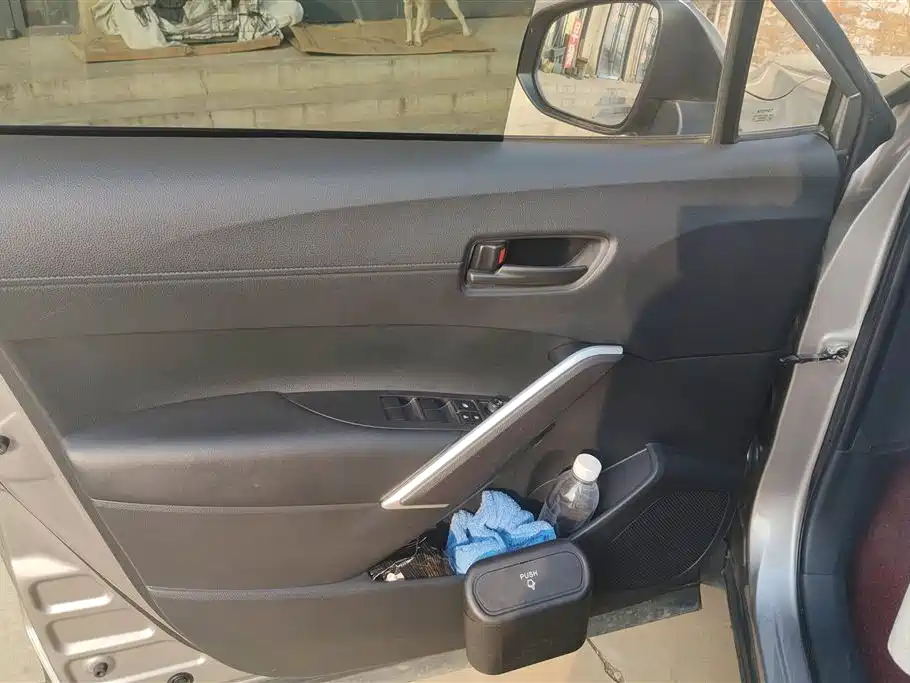 TOYOTA COROLLA SHARP AMPLIFIER