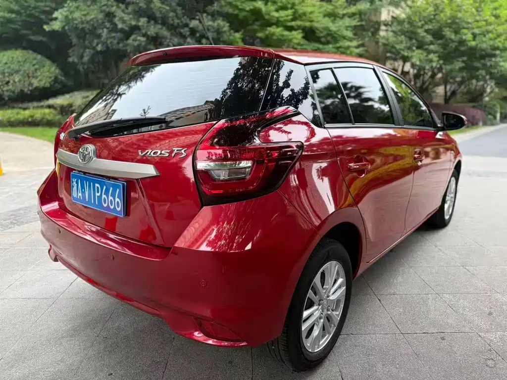 Toyota Vios FS — миниатюра 6
