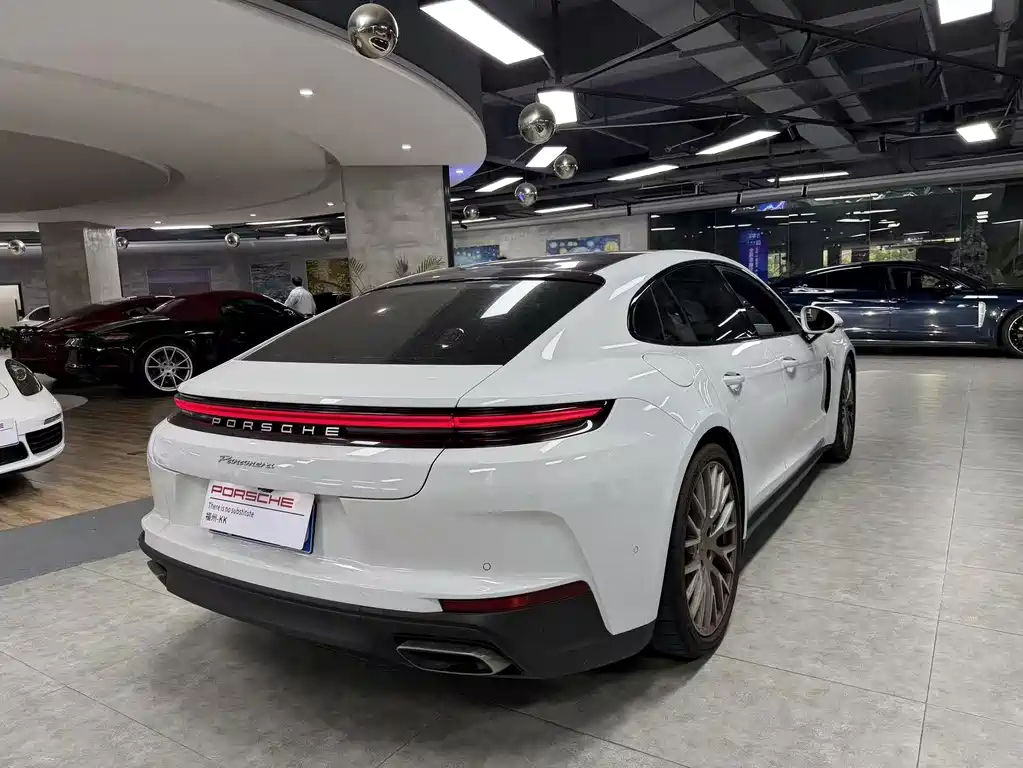 Porsche Panamera — миниатюра 8