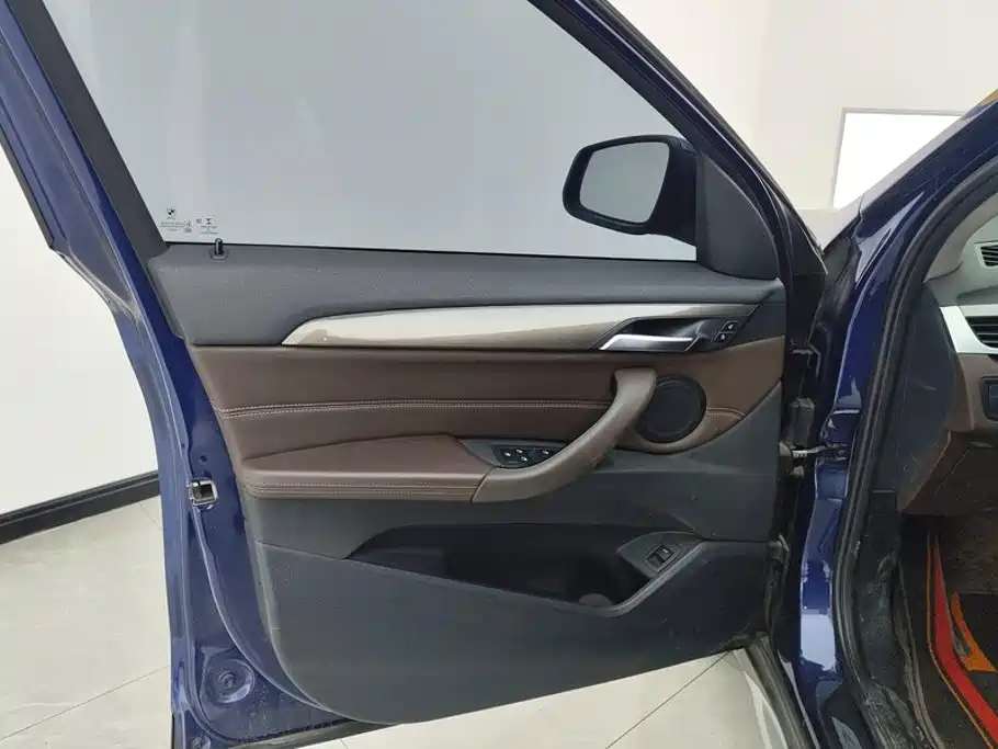 BMW X1 — миниатюра 7