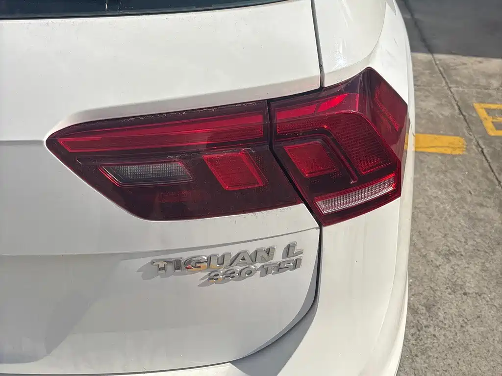 Volkswagen Tiguan L — миниатюра 5