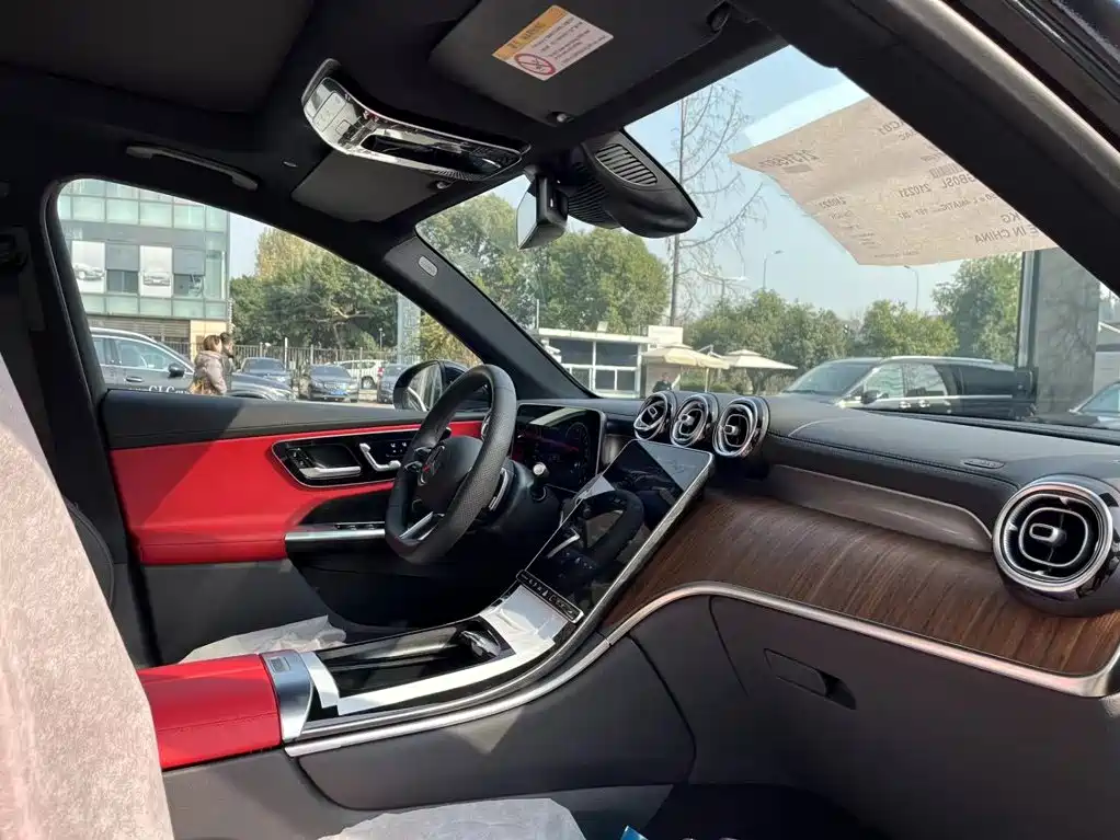 Mercedes-Benz GLC New Energy — миниатюра 8