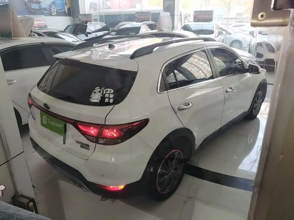 Kia KX Cross — миниатюра 5