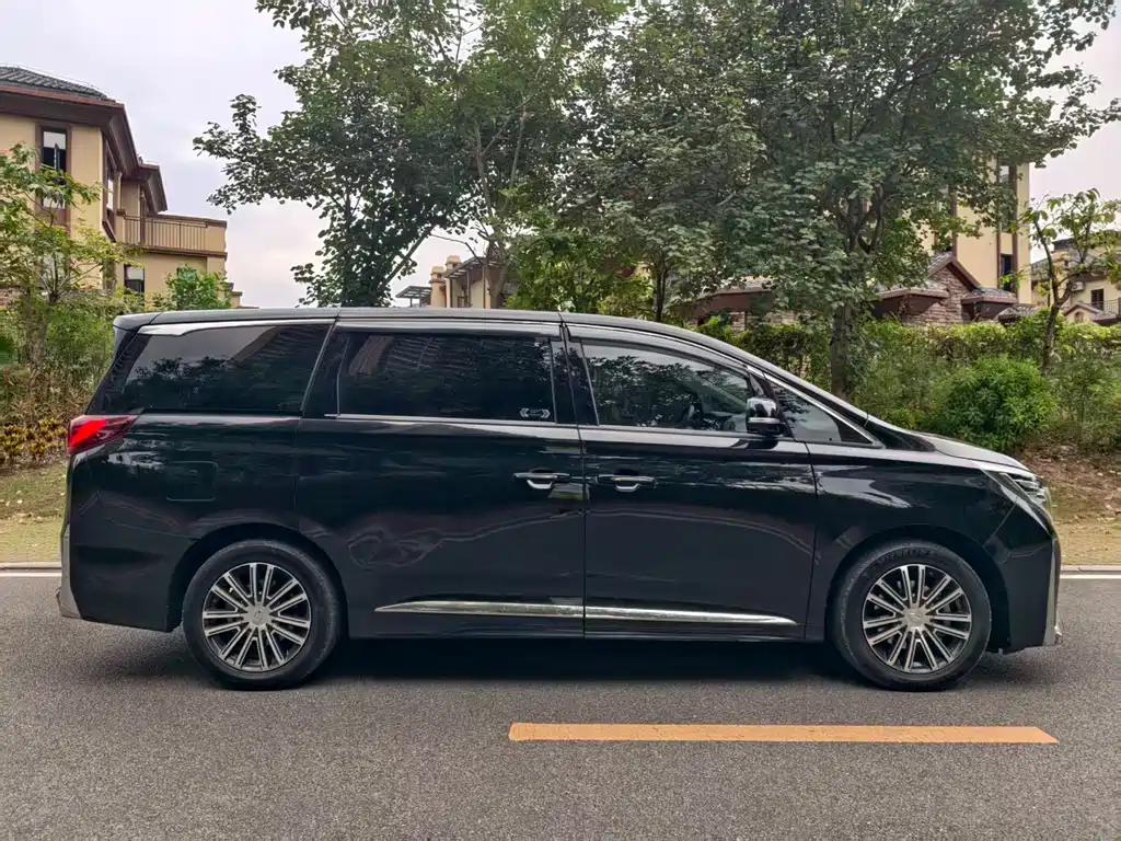 GAC Motor Trumpchi M8 — миниатюра 4