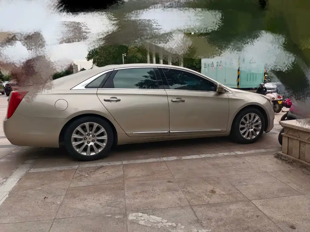 Cadillac XTS — миниатюра 7