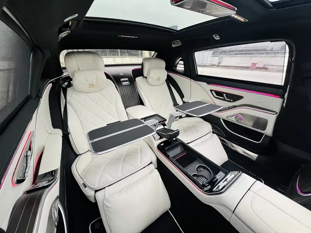 Mercedes-Benz S-Class — миниатюра 12