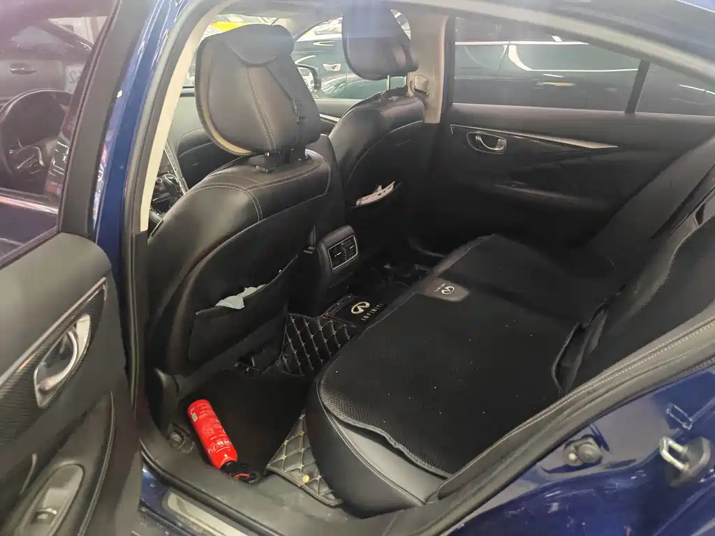 Infiniti Q50L — миниатюра 6