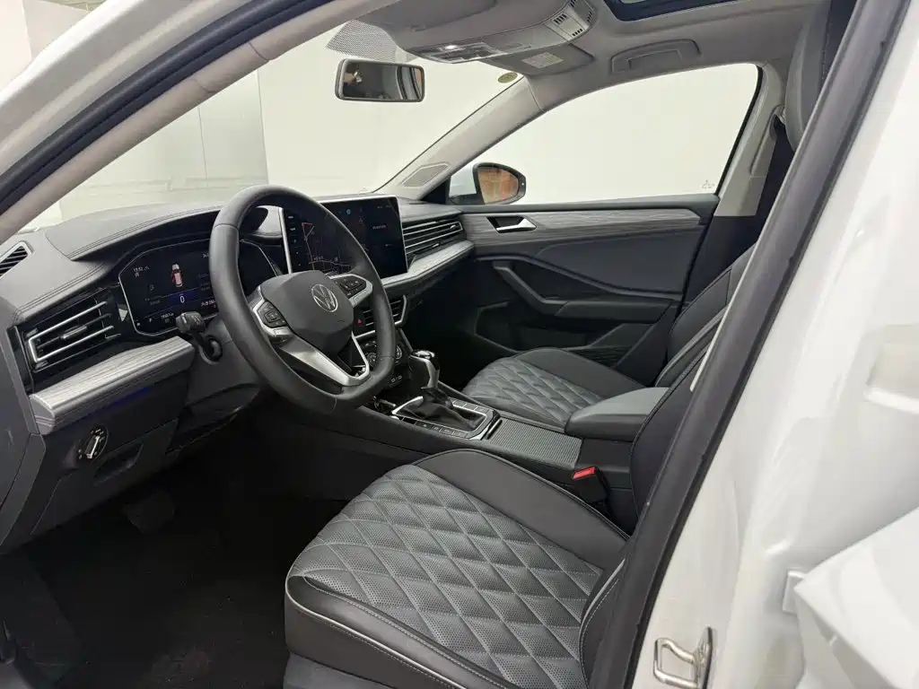 Volkswagen Sagitar — миниатюра 9