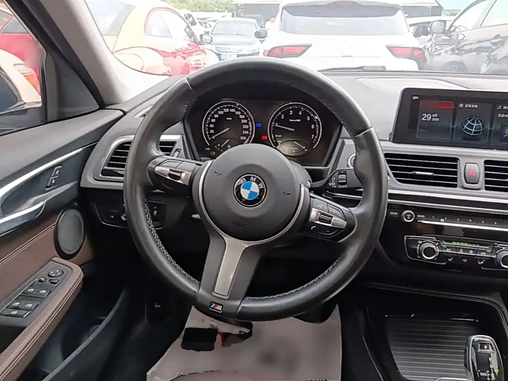 BMW 1 Series — миниатюра 11