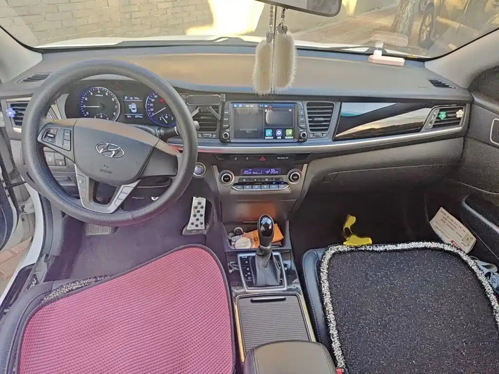 Hyundai Mistra — миниатюра 13