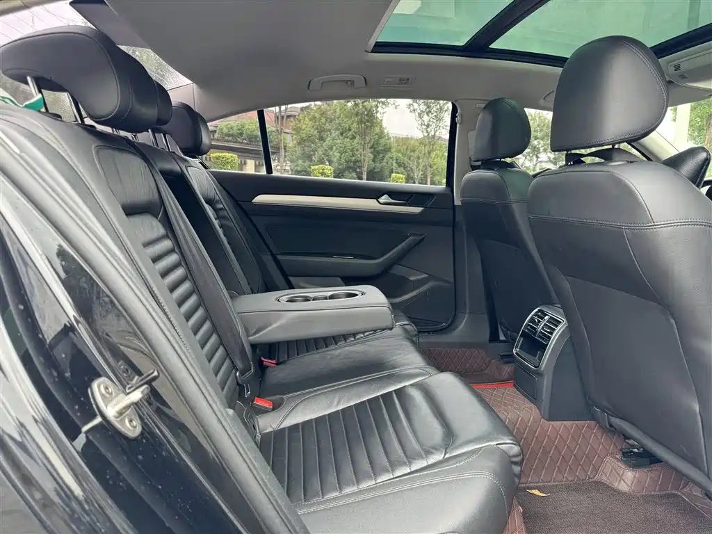 Volkswagen Magotan — миниатюра 6