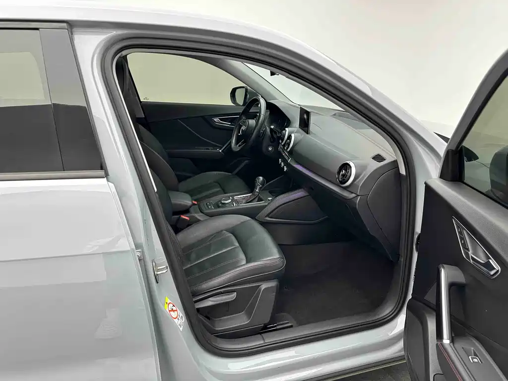 Audi Q2L — миниатюра 7
