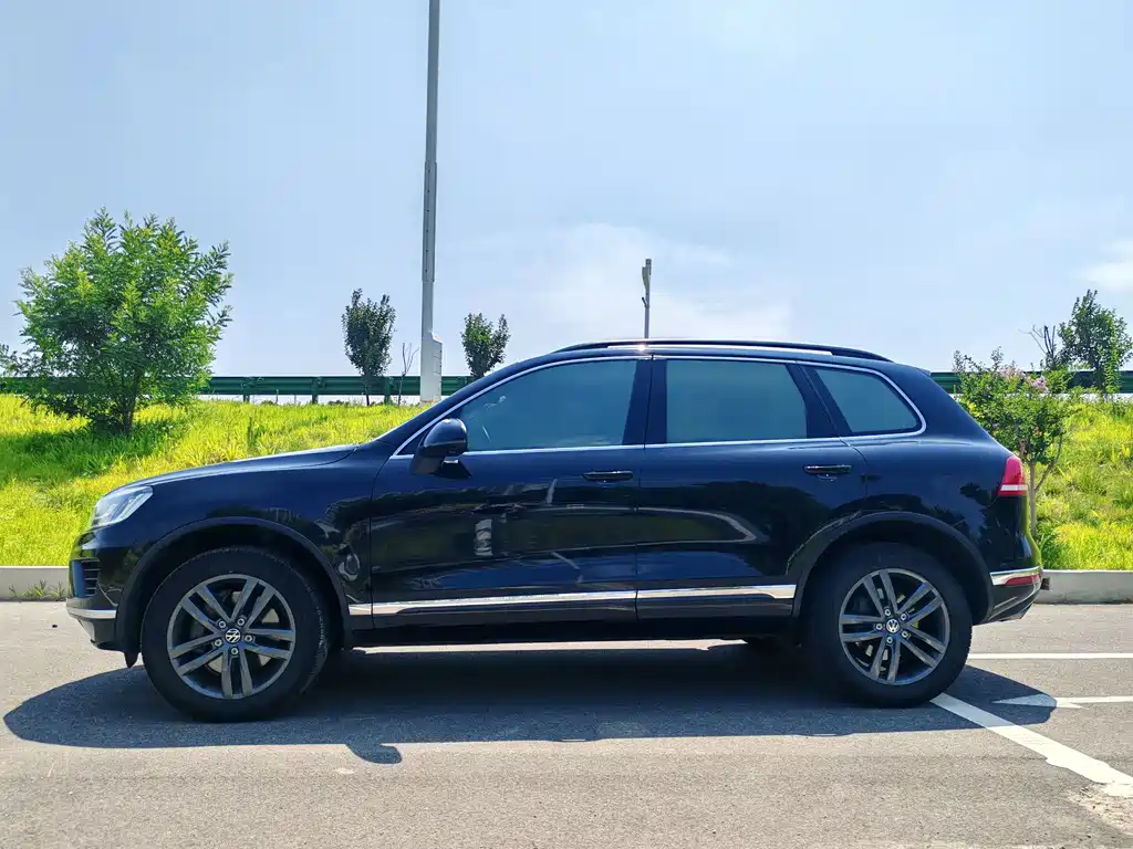 Volkswagen Touareg 2017 3.0TSI