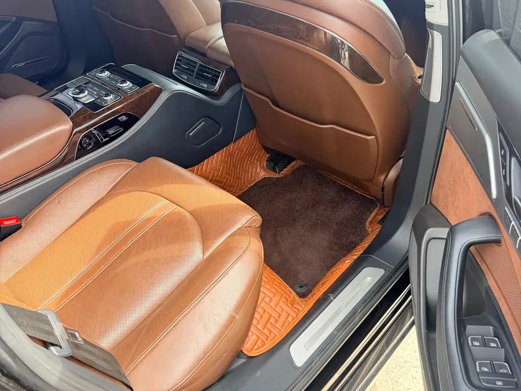 Audi A8 — миниатюра 15