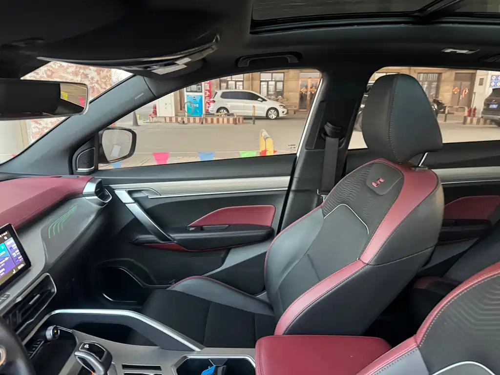 GEELY AUTOMOBILE BINYUE